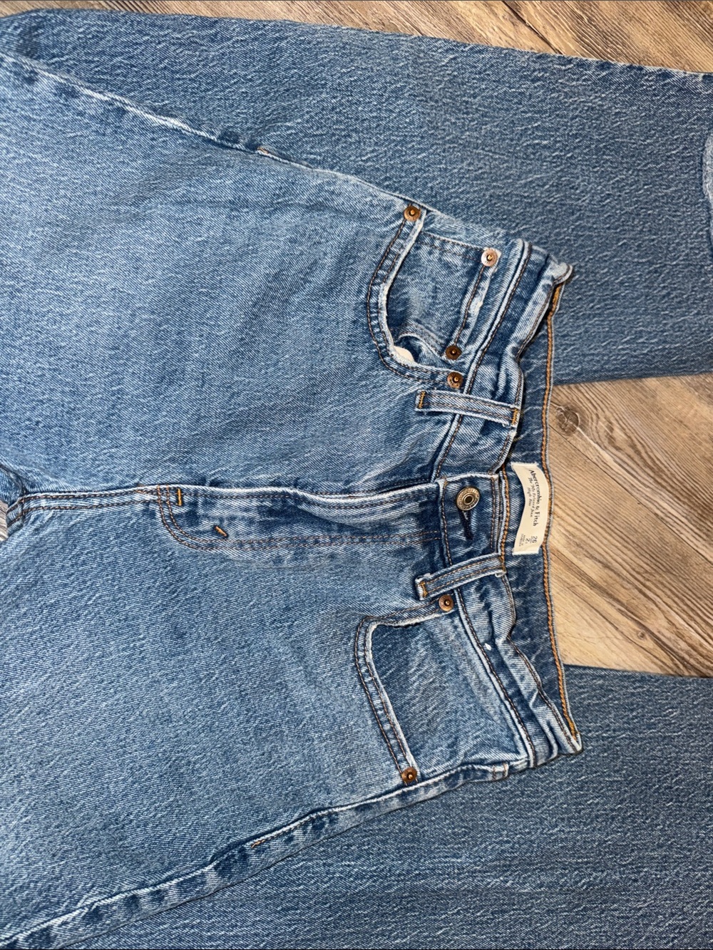 Abercrombie & Fitch Women's Light Blue Straight-Leg Jeans